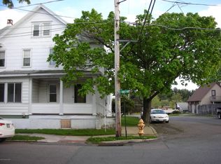 2 E Oak St, West Hazleton, PA 18202