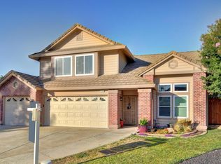 8933 Laguna Star Dr, Elk Grove, CA 95758