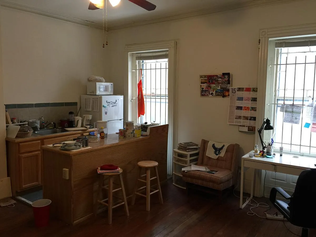 Building Photo - 4214 Spruce St #2F