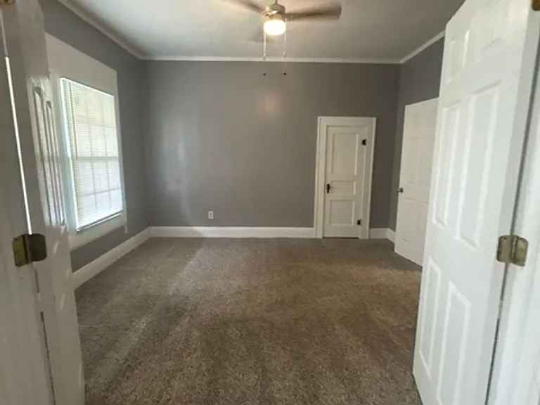 338 N Church St — Photo 5