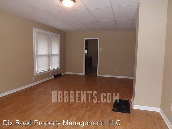 3rd image of 719 Elsmere St