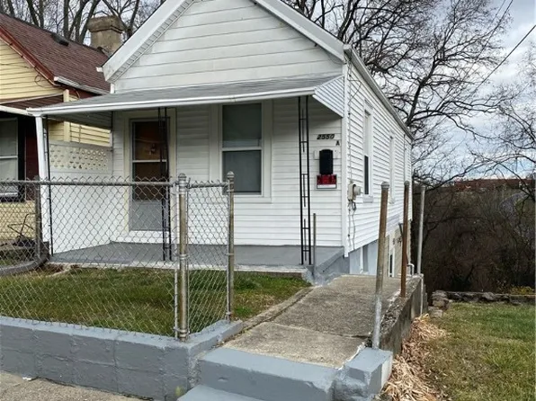 2550 Ring Pl, Cincinnati, OH 45204