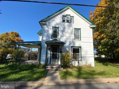 117 S Main St, Pleasant Gap, PA, 16823