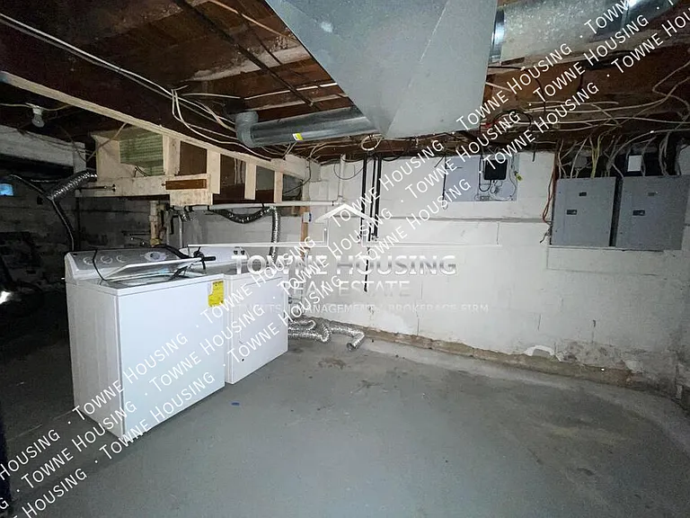160 Woodward Ave #RIGHT — Photo 16