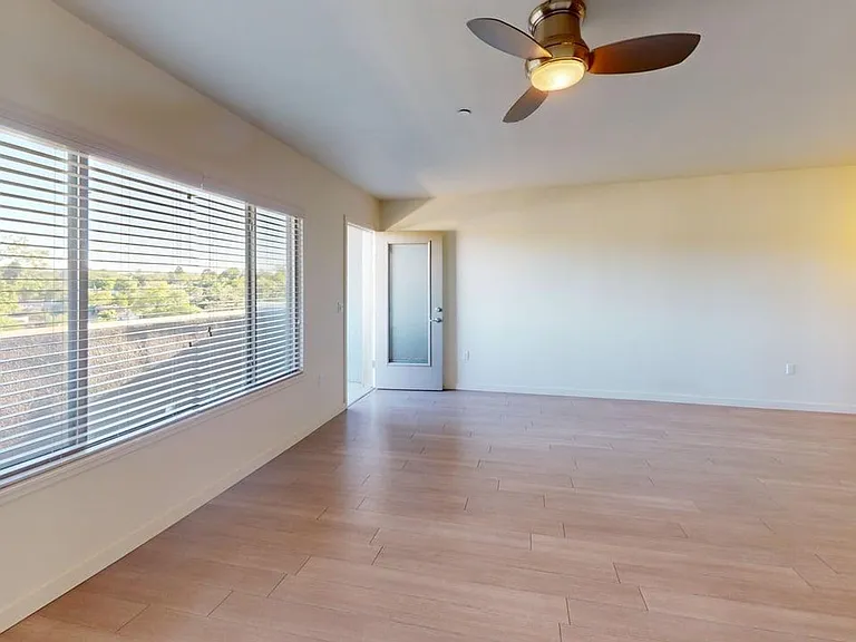 Platinum Apartments — Photo 25