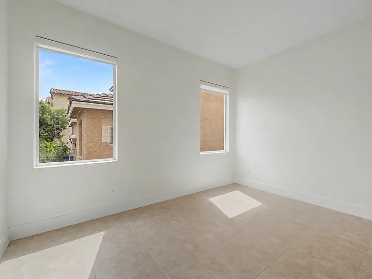 9119 Brilliant Prairie Ct — Photo 11