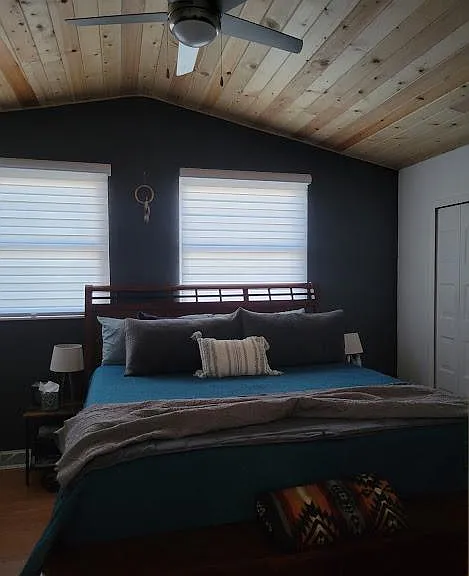 8434 W 74th Pl — Photo 3