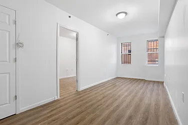 Rented by Safdie Realty Group