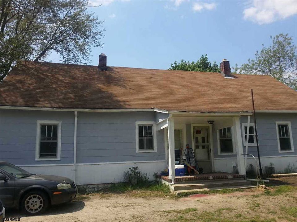 2nd image of 22 Steinfeld Ave