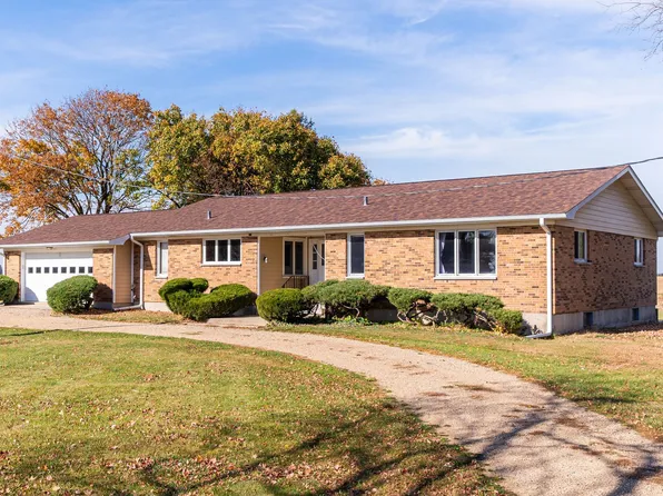 4S516 Florence Rd, Big Rock, IL 60511
