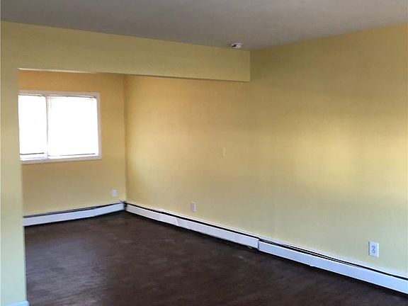 2nd image of 38 Washington Ave #2
