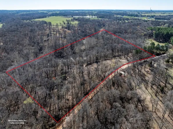 9020 Pine Grove Rd, Gentry, AR 72734