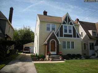 15611 Fernway Ave, Cleveland, OH 44111