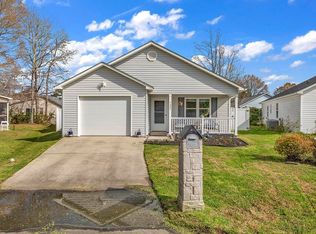 7987 Short Needle Ct, Murrells Inlet, SC 29576