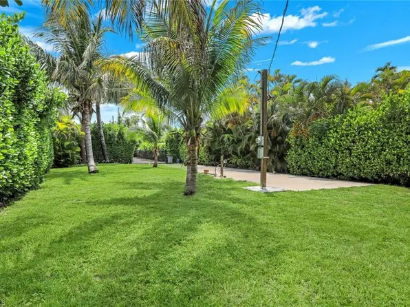 4472 Little Hickory RD, BONITA SPRINGS, FL 34134