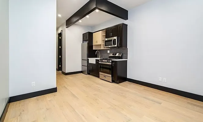 Rented by MADEHOME | media 8