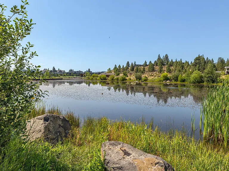 1496 NW Discovery Park Dr — Photo 10