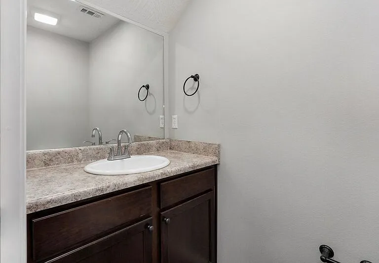 1314 S Lexington Ave #B — Photo 8