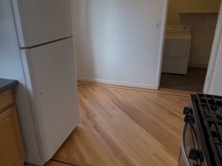 22438 Sonoma St — Photo 17