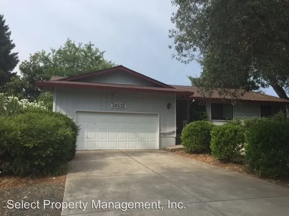 24532 Oro Valley Rd, Auburn, CA 95602