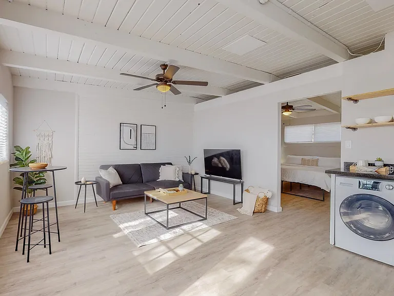 720 Truman St NE #1 — Photo 11