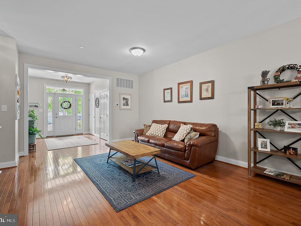 257 Deepdale Dr, Square, PA 19348 Zillow