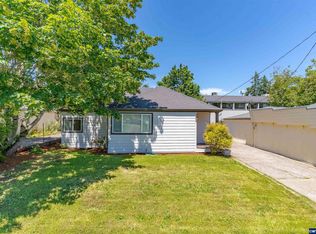 233 Salem Heights Ave SE #A, Salem, OR 97302