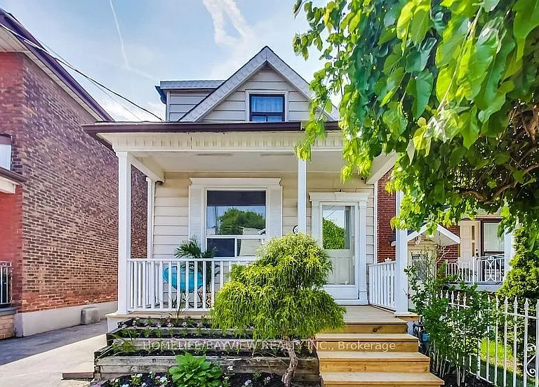 316 Silverthorn Ave — Photo 2