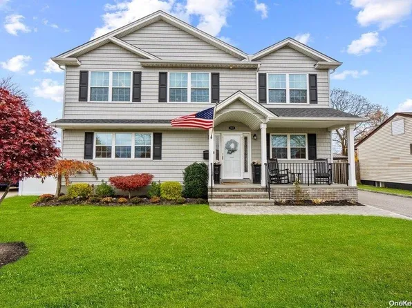 737 Meisser Street, Franklin Square, NY 11010