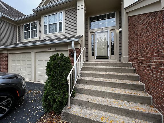 2nd image of 406 Cromwell Cir Unit 3