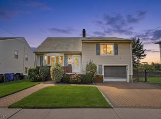 378 Riverside Ave, Rutherford, NJ 07070