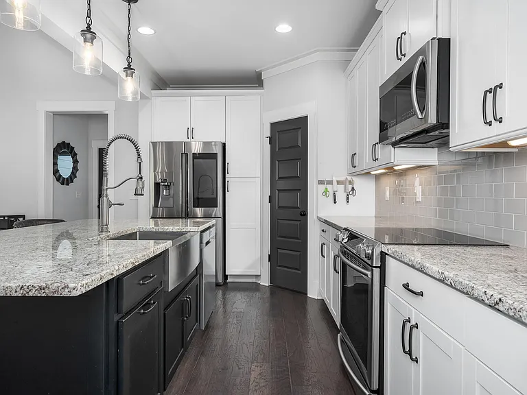2197 Samuel Pass — Photo 12