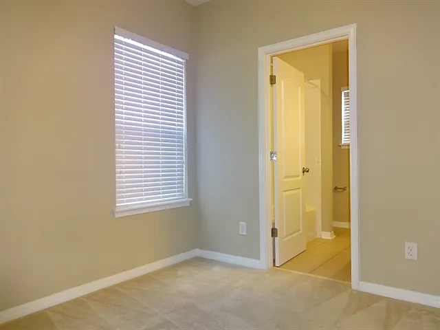12868 Calderdale Ave — Photo 10