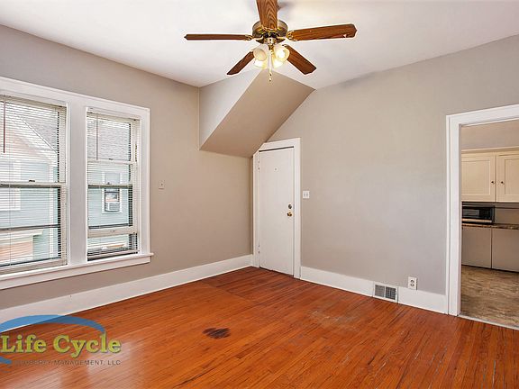 5th image of 248 Henry Ave SE