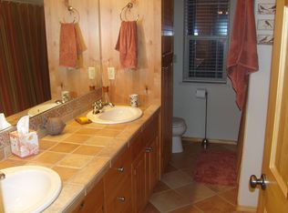 20326 Rainbow Lake Trl, Bend, OR 97702