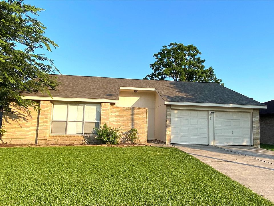 1st image of 2531 Bisontine St