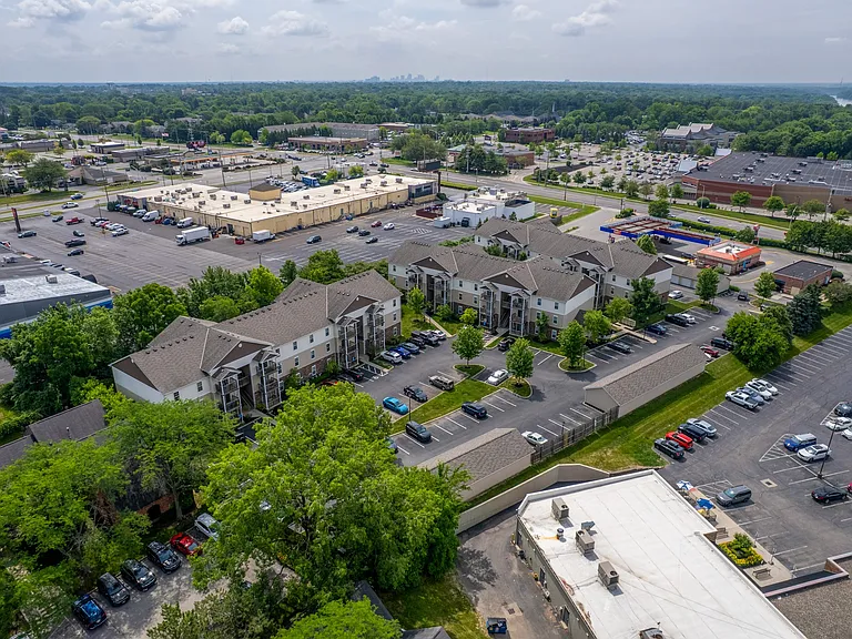 Madden's Pointe — Photo 32