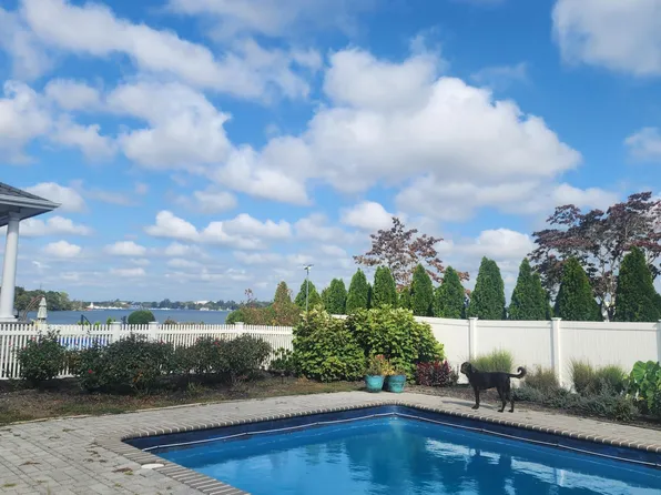 216 Prospect Avenue, Pine Beach, NJ 08741