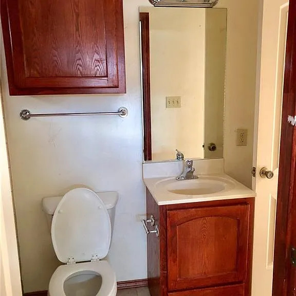 2000 Circle Dr #6 — Photo 7