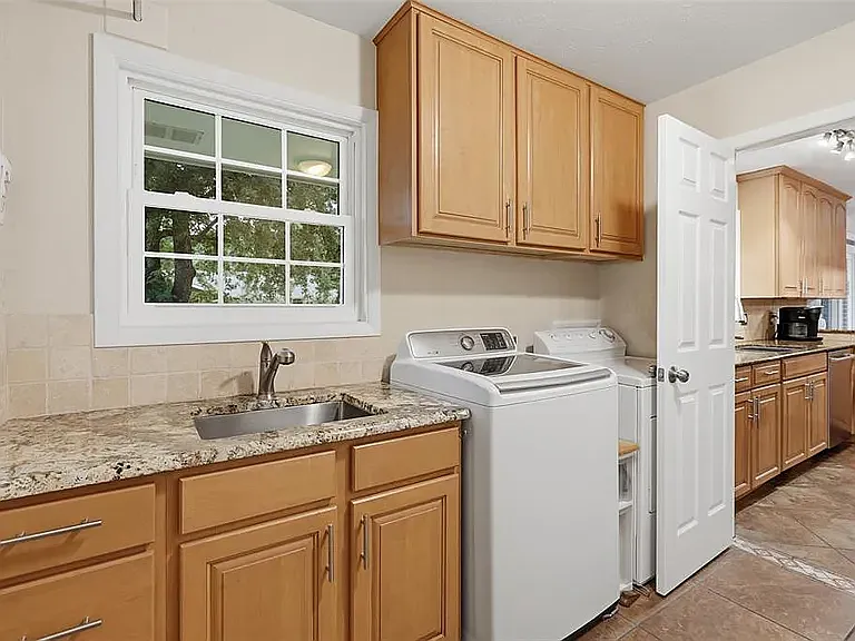 1024 W Will Rogers Dr — Photo 22