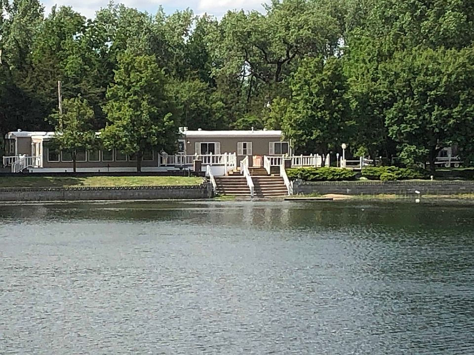 1st image of 12 Lac Denado