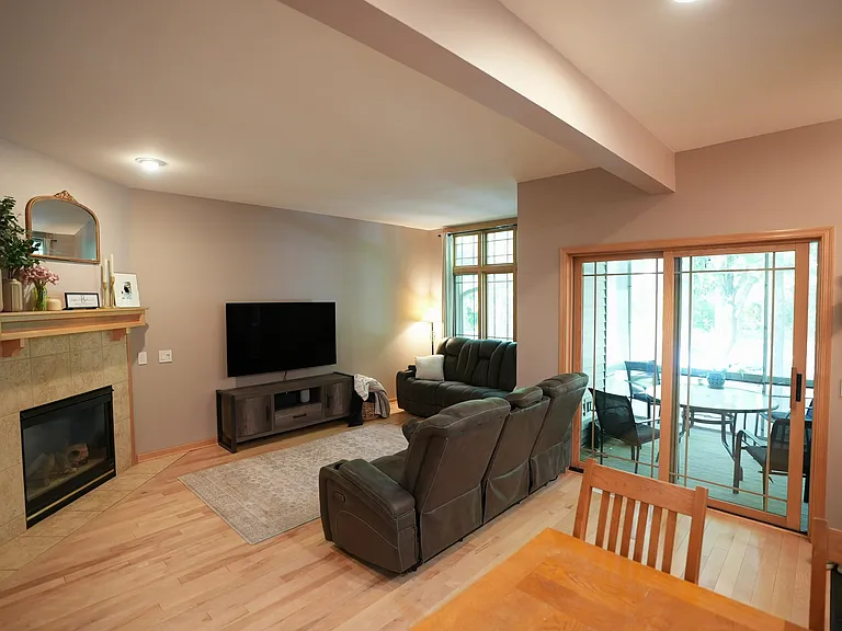 54 Wood Brook Way — Photo 1