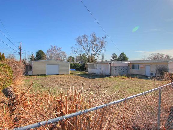 5th image of 3120 W John Day Ave