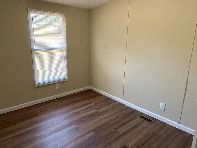 1067 Arch Cook Rd — Photo 8