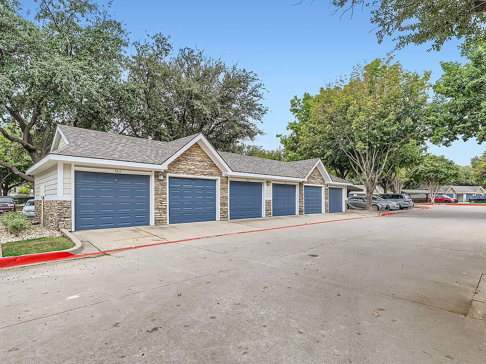 Republic House at Frisco Bridges apartments community photo