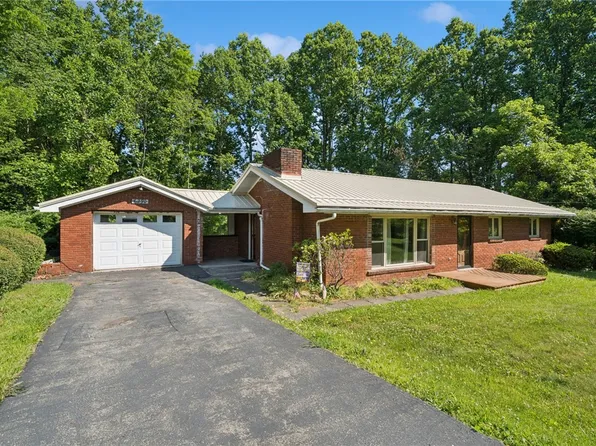 6290 Italy Rd, Export, PA 15632