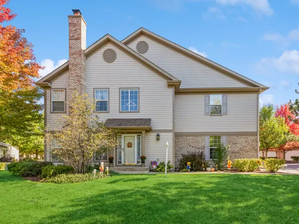 5561 McDonough Rd, Hoffman Estates, IL 60192