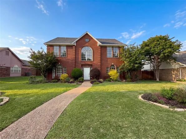 1213 Cardigan St, Garland, TX 75040