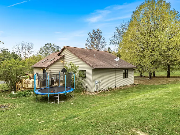 Panorama Rd — Photo 46