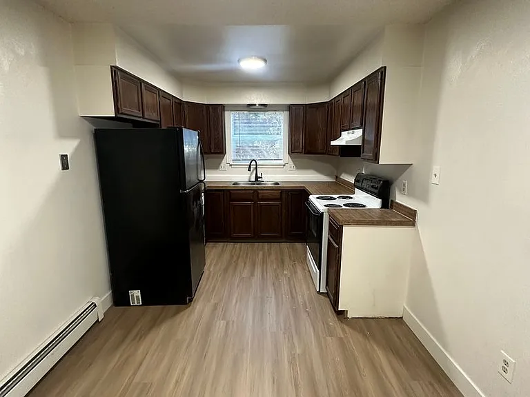 Regency Apartments 4809 — Photo 4